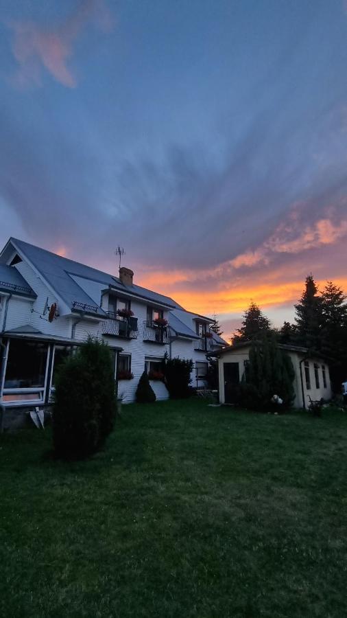 Domki "Berenika" Rewal Buitenkant foto